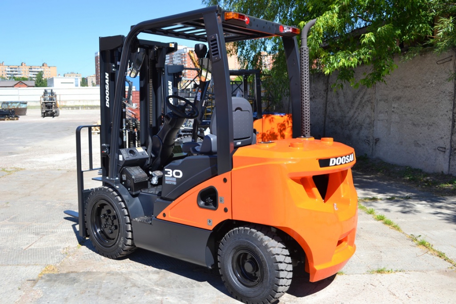 diesel-forklift-doos1