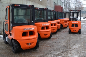 Погрузчики Doosan с кабинами