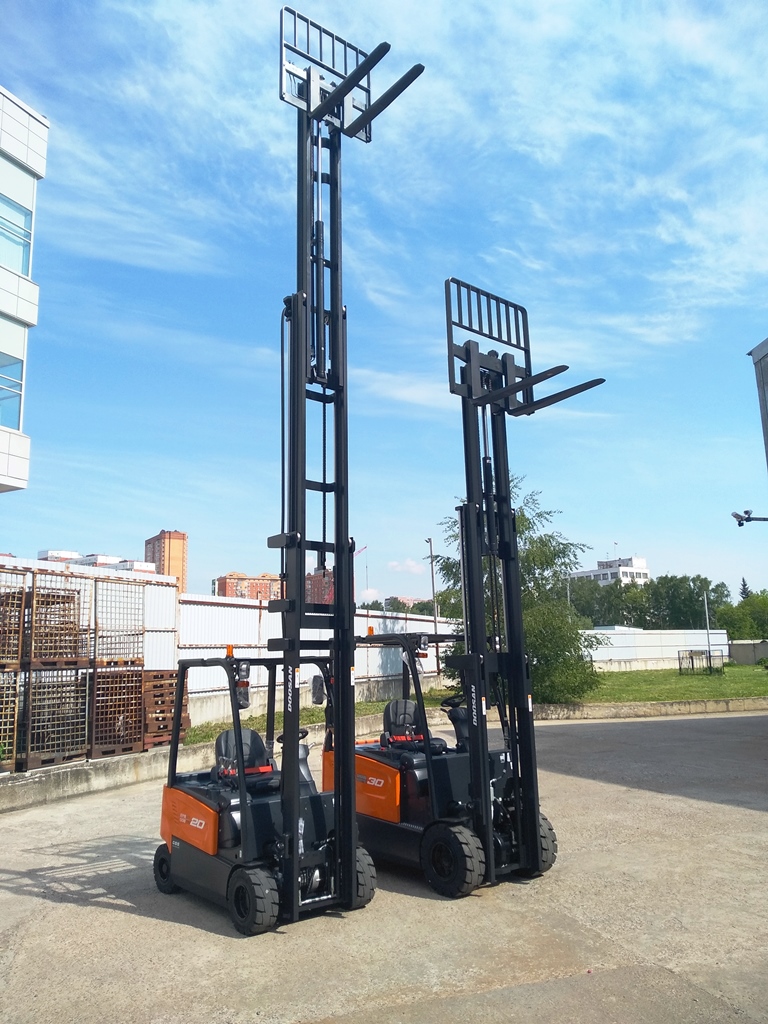 doosan-extended-mast