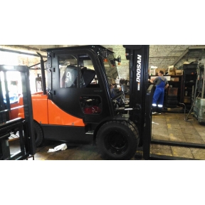 Металлическая кабина для погрузчиков Doosan 5,0 тонн - фото - 1